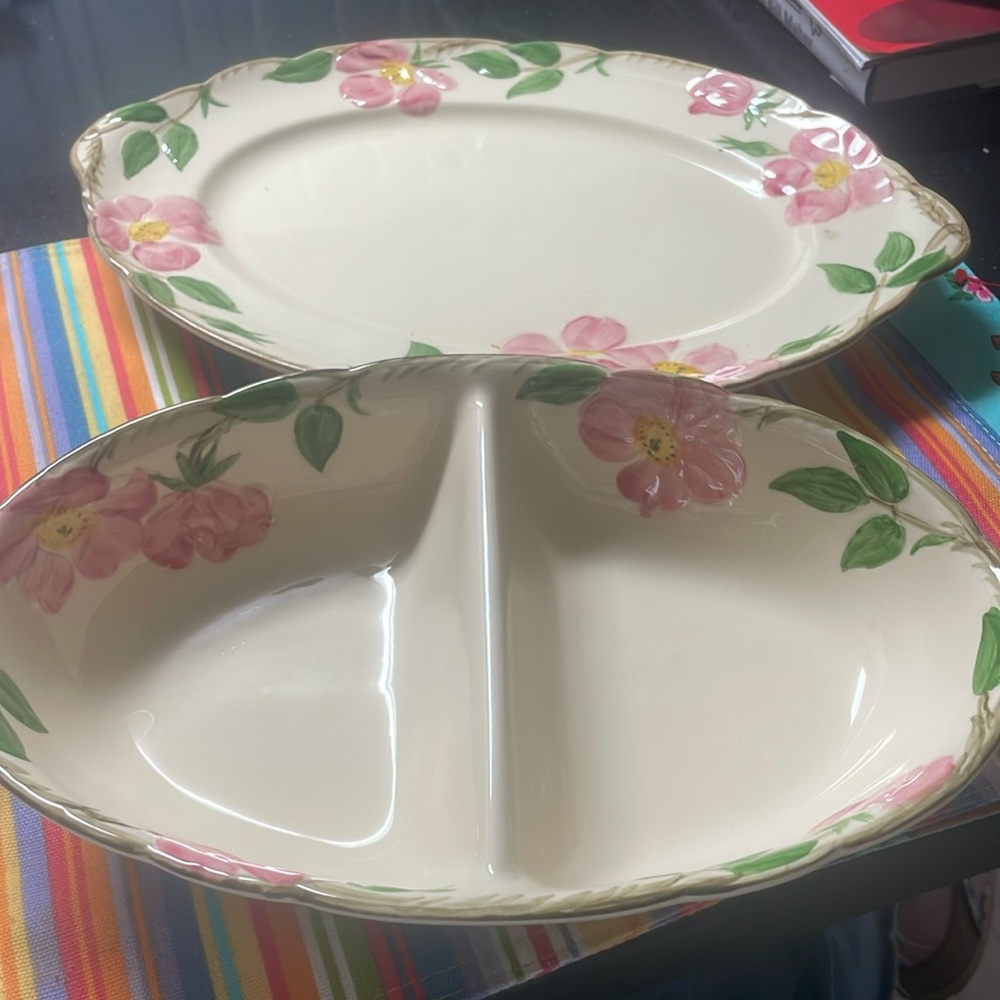 4 pieces of Franciscan Earthenware.